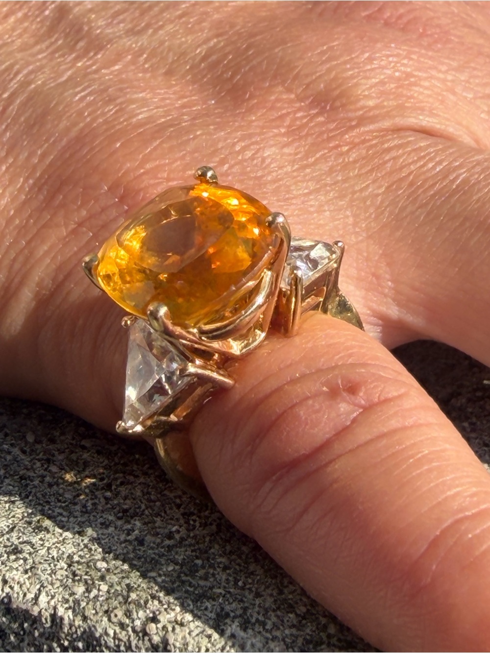 14K Solid Gold Yellow Topaz & Cubic Zirconia Ring sz 5.5